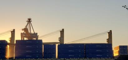 New 53ft containers just arrived at the port of Los Angeles